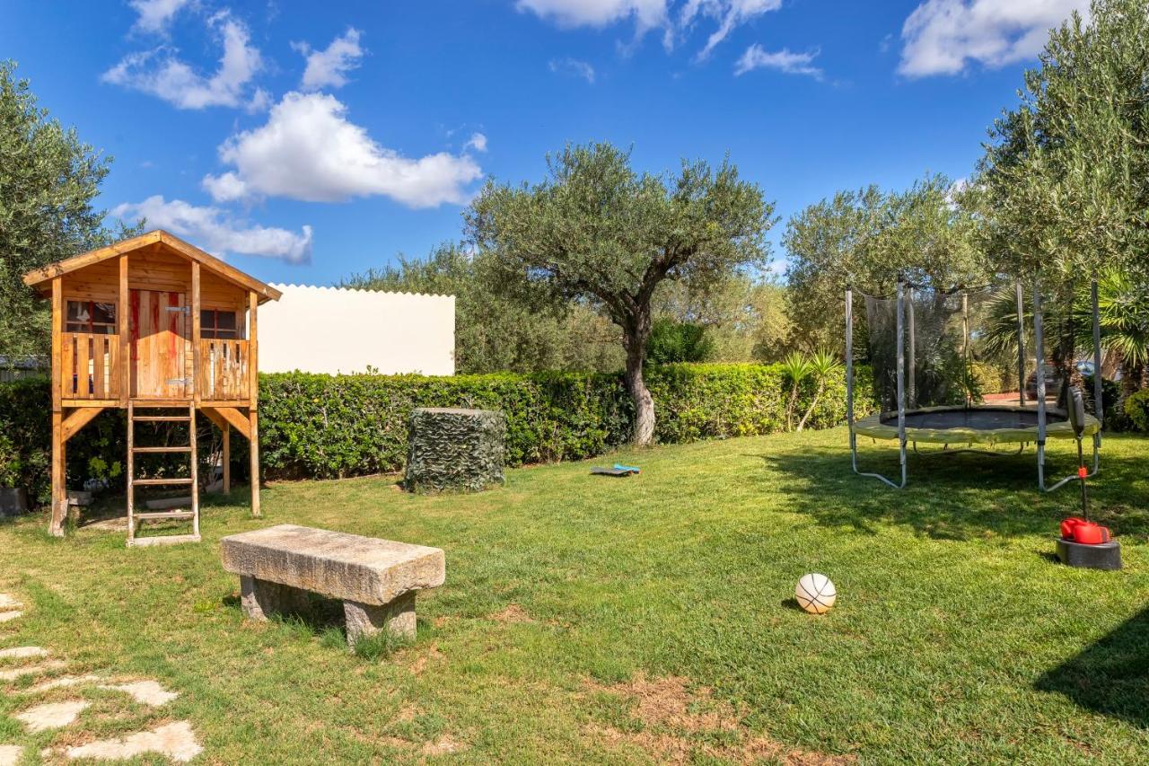 Sunflower Villa